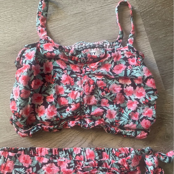 Old Navy FLORAL Skort & Tank Set - Picture 4 of 4